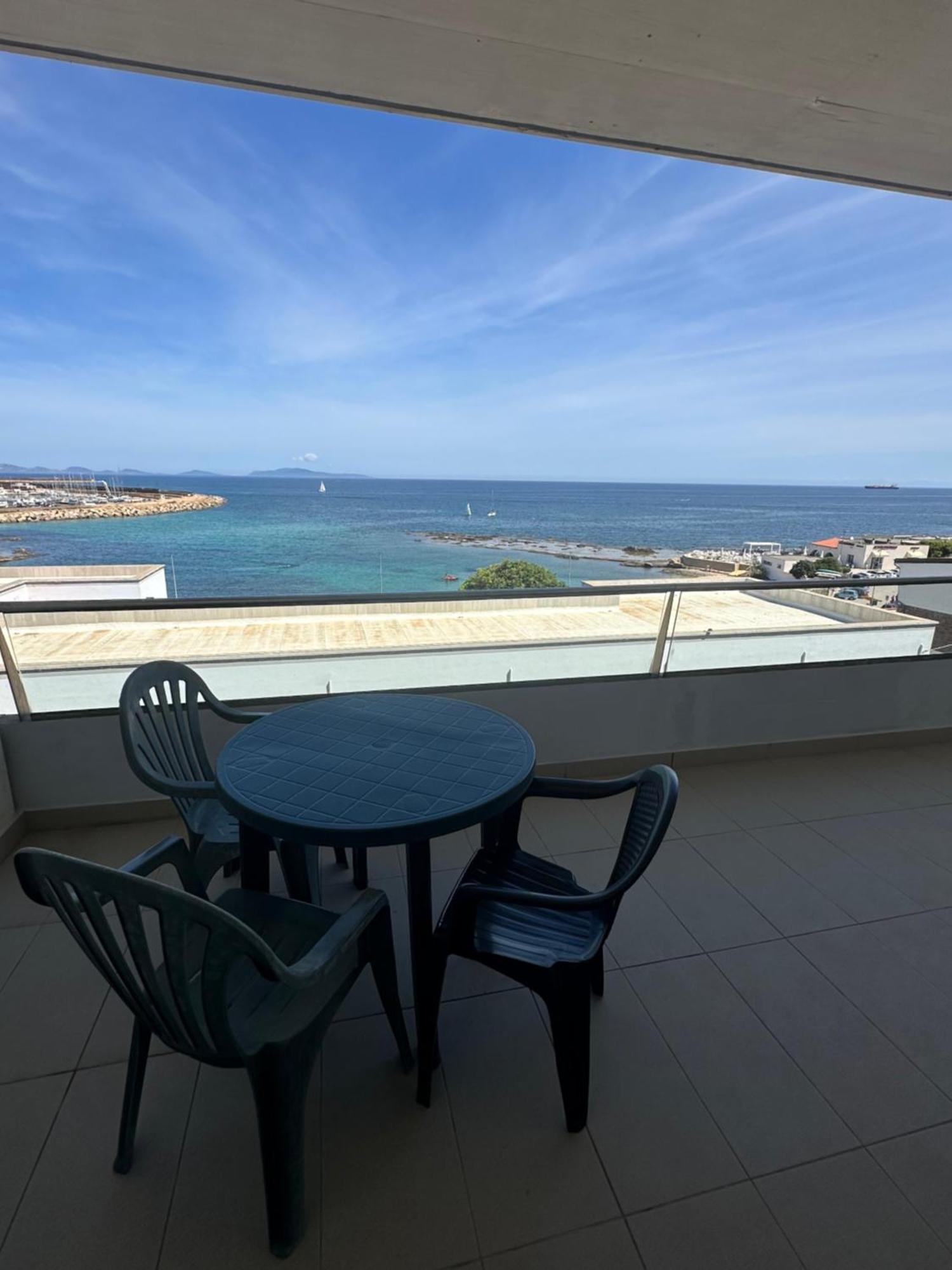 Appartamenti Lungomare Porto Torres Buitenkant foto